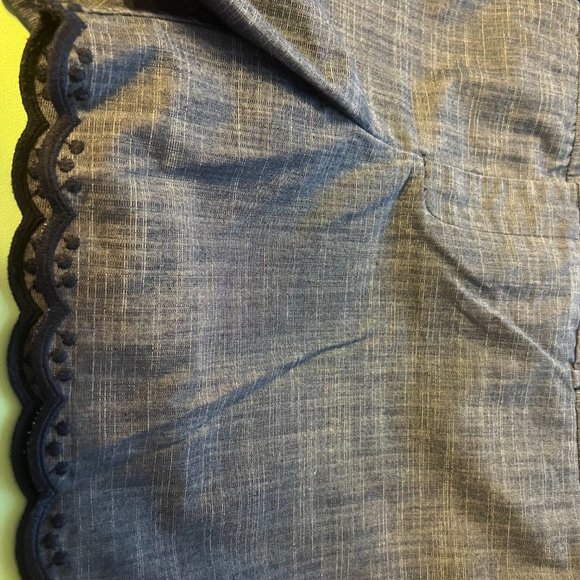 Calvin Klein Women Blue Shorts/ Belt Loops Pocket Scallop Embroidered Hem - Picture 4 of 7